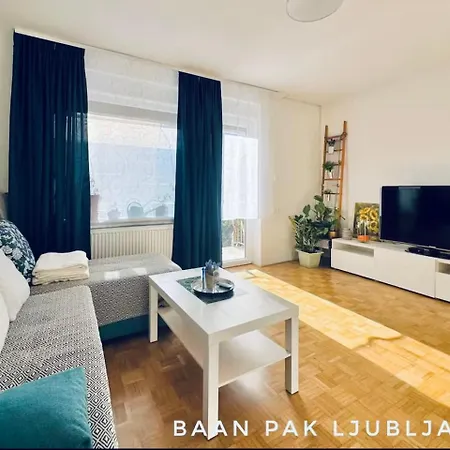 Baan Pak Lublaň